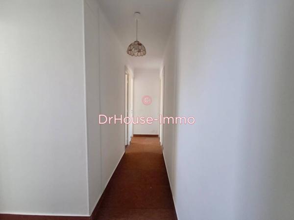 Immeuble à vendre 23 pièces de 645 m²
