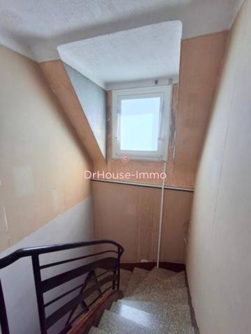 Immeuble à vendre 23 pièces de 645 m²