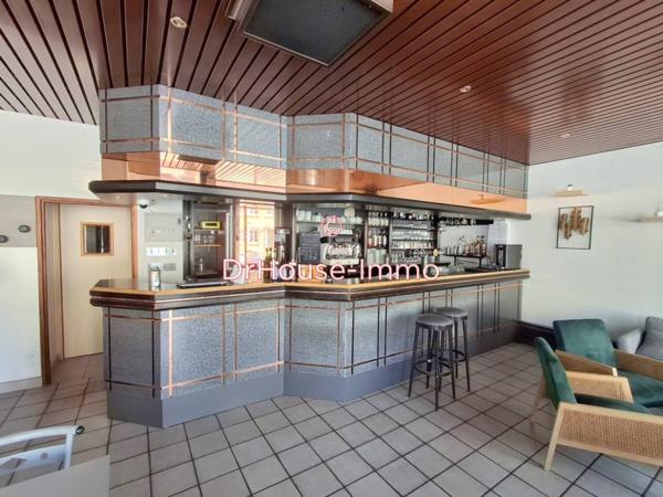 Immeuble à vendre 23 pièces de 645 m²