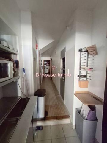 Immeuble à vendre 23 pièces de 645 m²