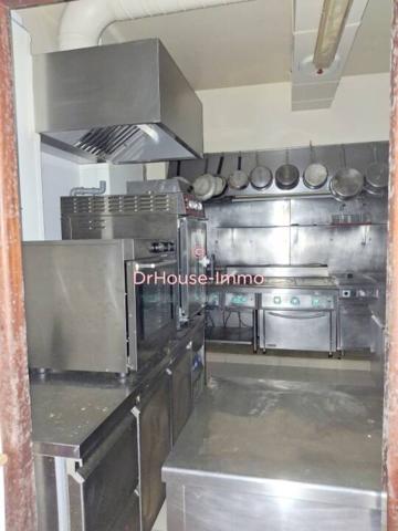 Immeuble à vendre 23 pièces de 645 m²