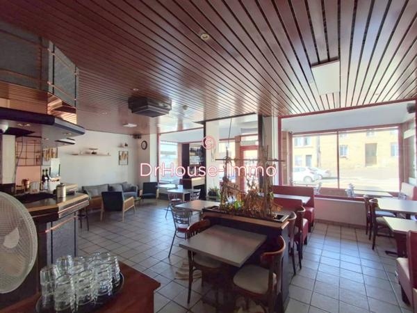 Immeuble à vendre 23 pièces de 645 m²