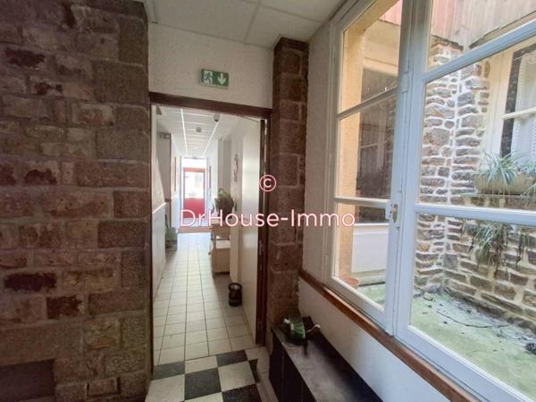 Immeuble à vendre 23 pièces de 645 m²