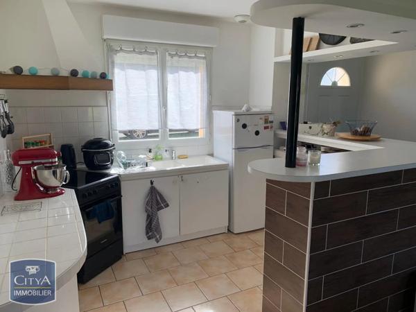 Maison à louer 4 pièces 79m² Fyé (72610)