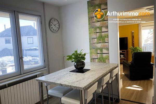 Vente                                                      Maison
                        
                     7 pièces                      139 m2                     à Châteaubourg