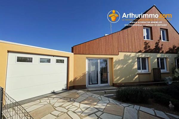 Vente                                                      Maison
                        
                     7 pièces                      139 m2                     à Châteaubourg