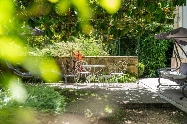 BELLE MAISON DE MAITRE AVEC 2 GITES A 15 MIN DE SAINTES