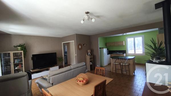 Maison à vendre  4 pièces - 91 m 2   SAINTES  - 17