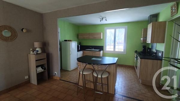 Maison à vendre  4 pièces - 91 m 2   SAINTES  - 17