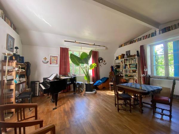 Belle propriété dans un environnement verdoyant