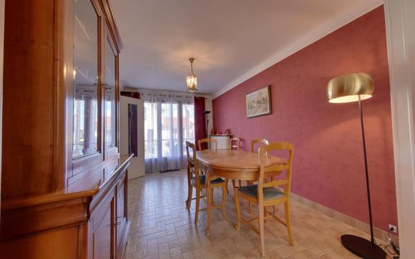 Maison à vendre    4 pièces • 87,93 m2 Le Blanc-Mesnil