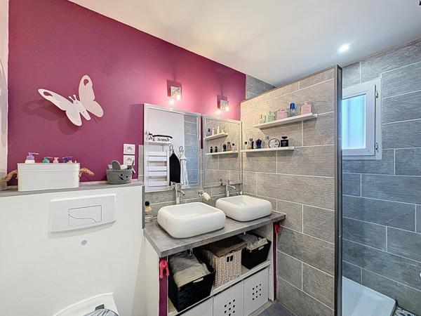 maison individuelle  tout confort  , quartier calme