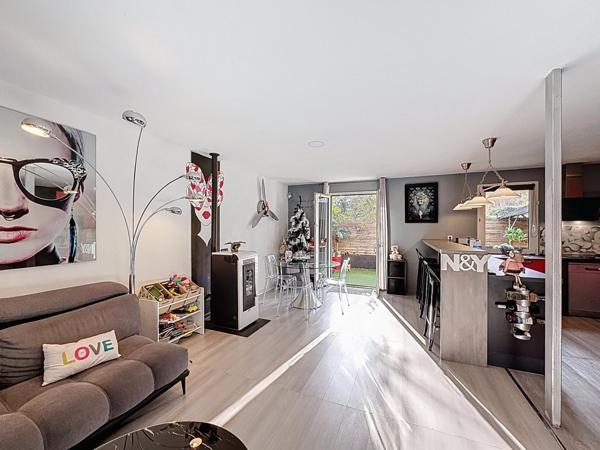 maison individuelle  tout confort  , quartier calme