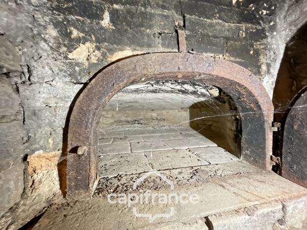 Corps de ferme exceptionnel – Dépendances + potentiel énorme – 20 min Dijon