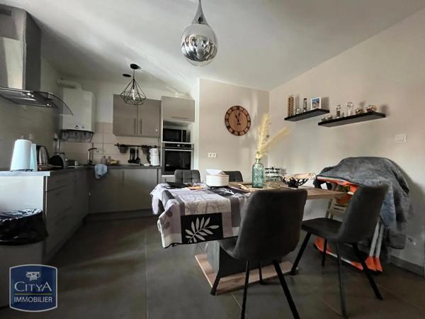 Appartement à louer 3 pièces 64.46m² Mâcon (71000)