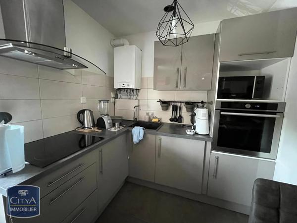 Appartement à louer 3 pièces 64.46m² Mâcon (71000)