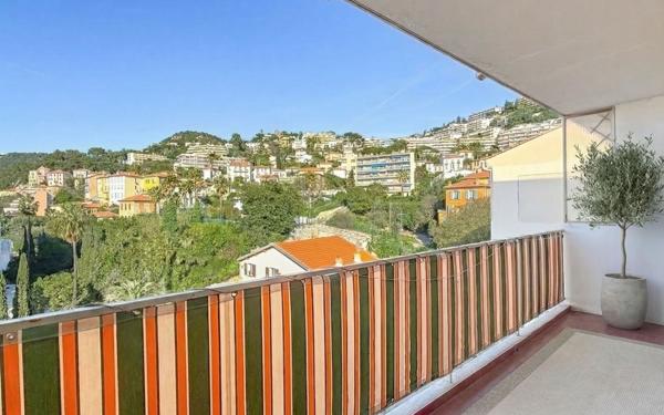 Appartement à vendre    3 pièces • 70,18 m2 Nice