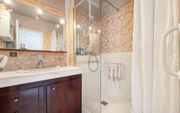 Appartement à vendre    3 pièces • 70,18 m2 Nice