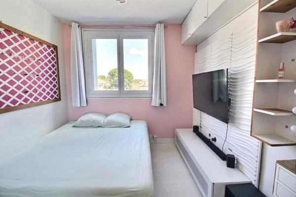 Marignane, Appartement 4 pièces 67.5 m2 + balcon et cave privative