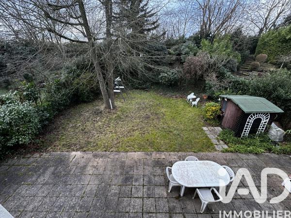 Maison à vendre 7 pièces 159 m² Le Chesnay-Rocquencourt