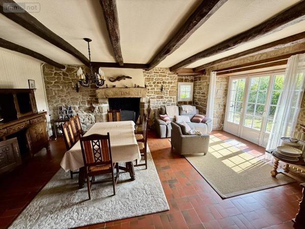 Maison à vendre à Locmariaquer dans le Morbihan (56740), ref : 56024-775