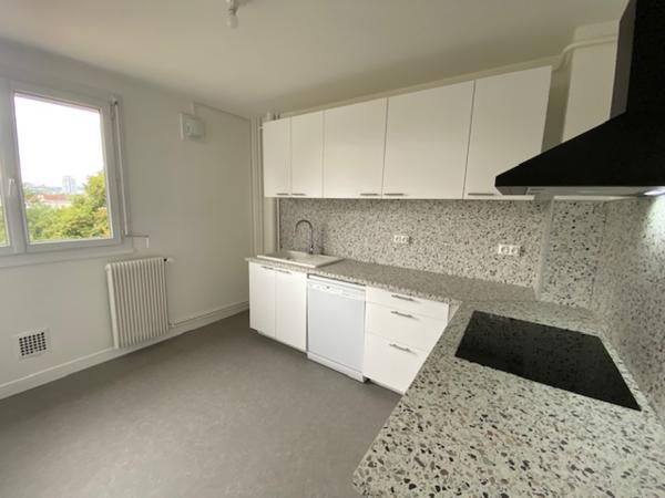 Appartement
                                                                                                                                                                                                                                                                                                                        3 pièce(s)                                                                                                                                                                                                          2 chambre(s)                                                                                                                                                                                                          68.32  m²