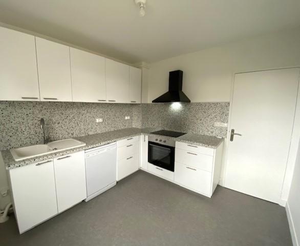 Appartement
                                                                                                                                                                                                                                                                                                                        3 pièce(s)                                                                                                                                                                                                          2 chambre(s)                                                                                                                                                                                                          68.32  m²