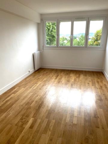 Appartement
                                                                                                                                                                                                                                                                                                                        3 pièce(s)                                                                                                                                                                                                          2 chambre(s)                                                                                                                                                                                                          68.32  m²