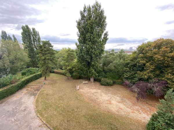 Appartement
                                                                                                                                                                                                                                                                                                                        3 pièce(s)                                                                                                                                                                                                          2 chambre(s)                                                                                                                                                                                                          68.32  m²