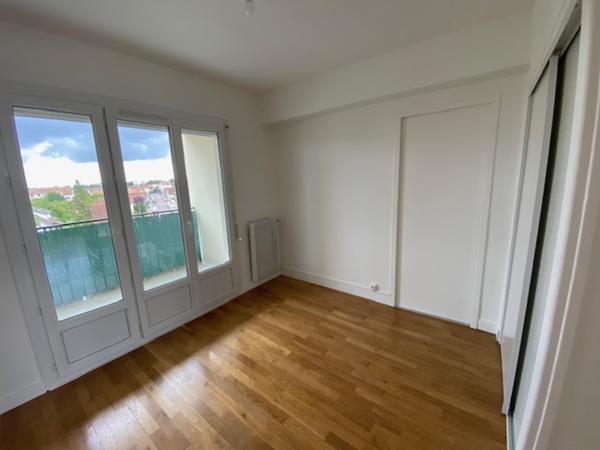 Appartement
                                                                                                                                                                                                                                                                                                                        3 pièce(s)                                                                                                                                                                                                          2 chambre(s)                                                                                                                                                                                                          68.32  m²