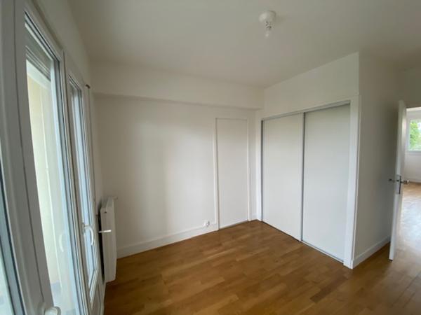 Appartement
                                                                                                                                                                                                                                                                                                                        3 pièce(s)                                                                                                                                                                                                          2 chambre(s)                                                                                                                                                                                                          68.32  m²