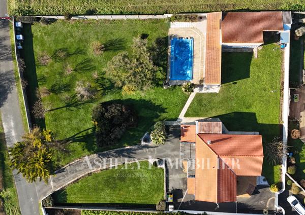 A VENDRE MAISON VUE MER