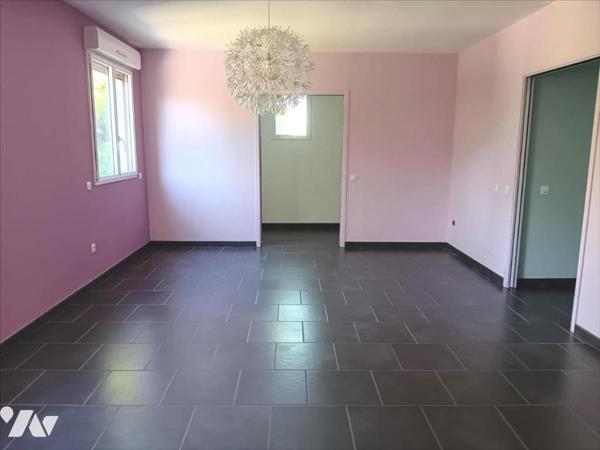 GRANDE MAISON DE 217 m² VIVABLE DE PLAIN-PIED