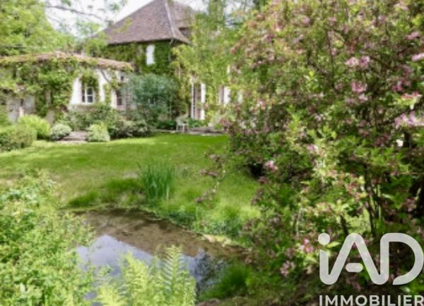 Maison à vendre 9 pièces 320 m² Savigny-sur-Clairis