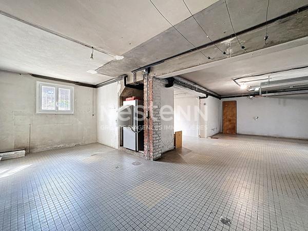 À vendre : Maison individuelle de 126 m² avec grand jardin, garage triple et combles aménageables à Morangis