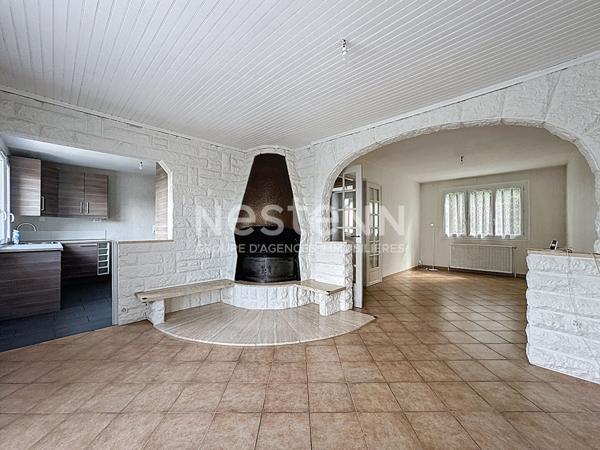 À vendre : Maison individuelle de 126 m² avec grand jardin, garage triple et combles aménageables à Morangis