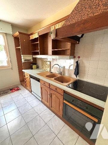 5 MN. GARE DE CHARTRES, BEAU 5 PIECES 92.26m² CARREZ TRES LUMINEUX - EXPO EST OUEST