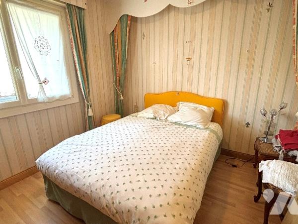 5 MN. GARE DE CHARTRES, BEAU 5 PIECES 92.26m² CARREZ TRES LUMINEUX - EXPO EST OUEST