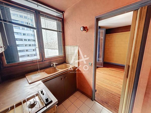 Grand studio de 37 m² avec balcon