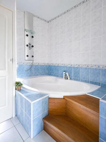 Maison à Mortagne-au-Perche, 61400 - 7 pièces 232m²