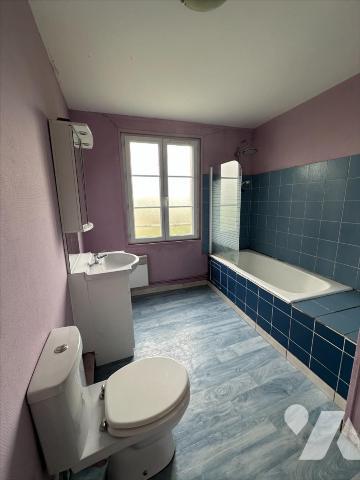 SAINT MARCOUF BOURG 3 KMS DE LA MER