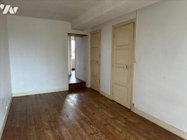 SAINT MARCOUF BOURG 3 KMS DE LA MER