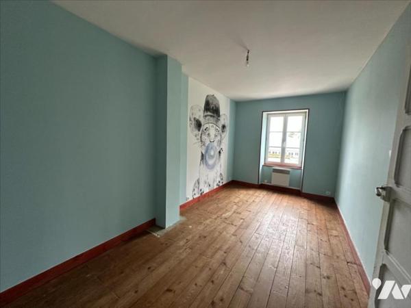 SAINT MARCOUF BOURG 3 KMS DE LA MER