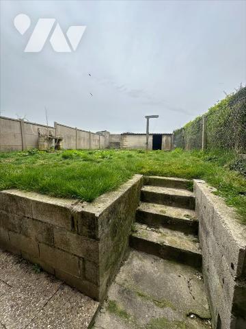 SAINT MARCOUF BOURG 3 KMS DE LA MER