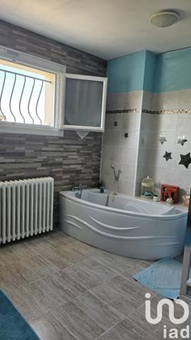 Maison à vendre 7 pièces 215 m² Meursac