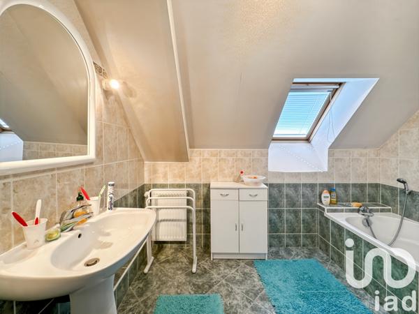 Maison à vendre 6 pièces 121 m² Changé