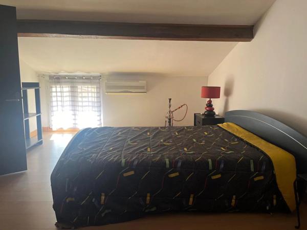 Vente                                                      Appartement
                        
                     3 pièces                      80 m2                     à Perpignan