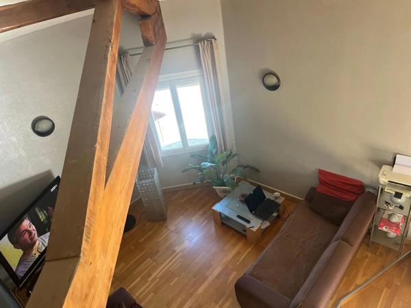 Vente                                                      Appartement
                        
                     3 pièces                      80 m2                     à Perpignan