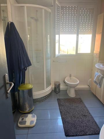 Vente                                                      Appartement
                        
                     3 pièces                      80 m2                     à Perpignan