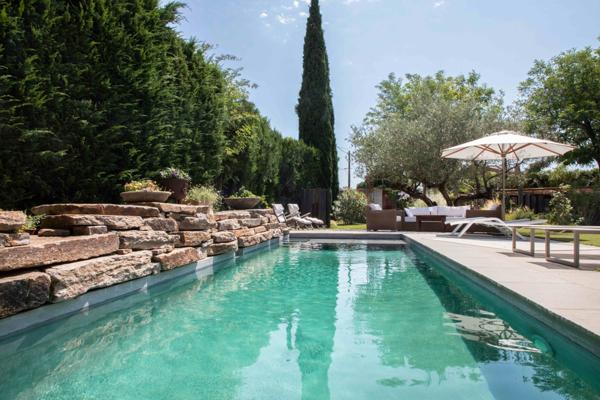 L'Isle-sur-la-Sorgue (84800) PROPRIETE 360 M2